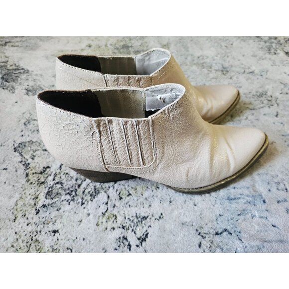 Very Volatile Womens Canton Western Ankle Boot bone Leather Size 7.5 - Picture 2 of 10